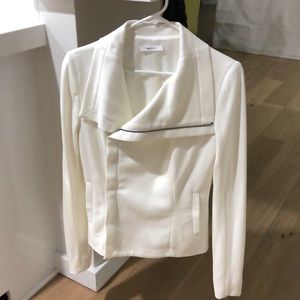 Bailey 44 white blazer